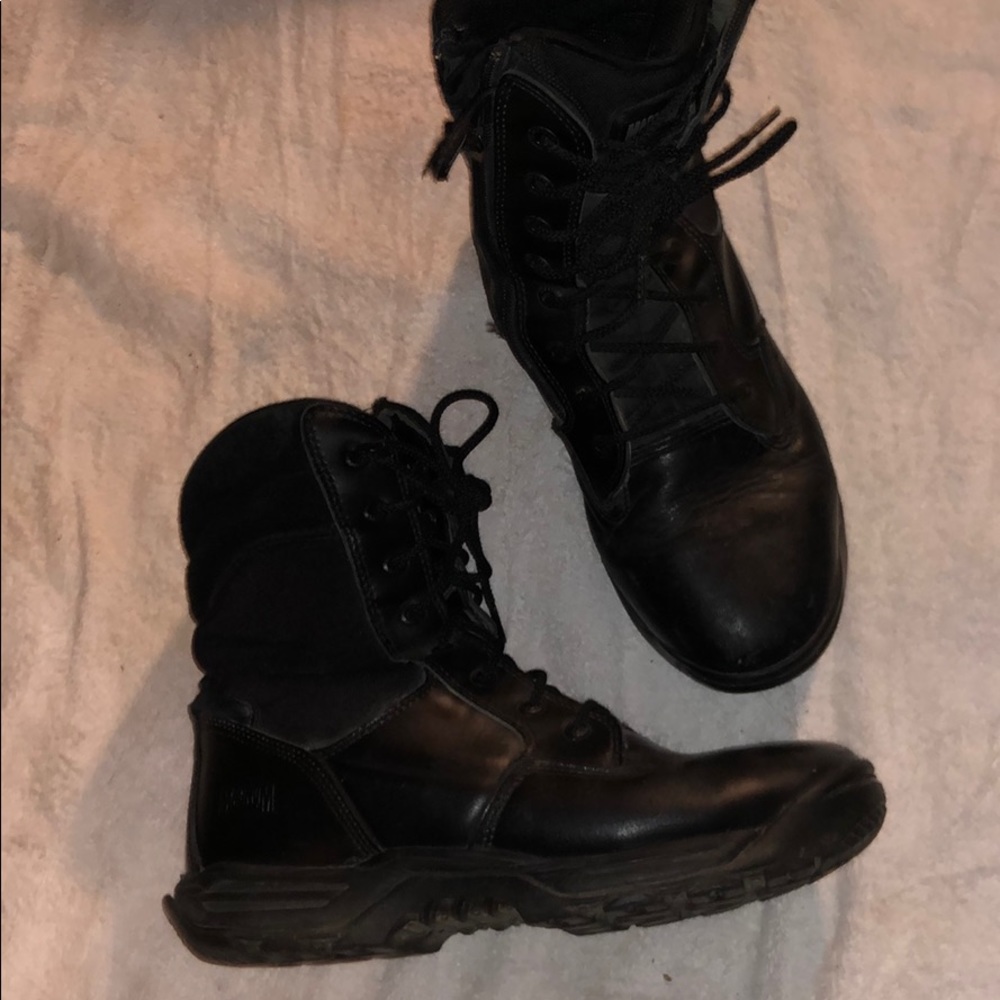 Tactical boots